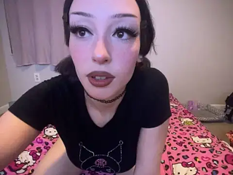 strwbrrymilk online show from 23, 2, 2026