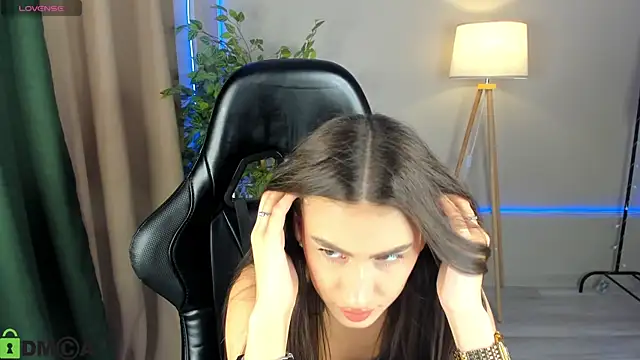 Adele Lanea online show from 6, 3, 2026