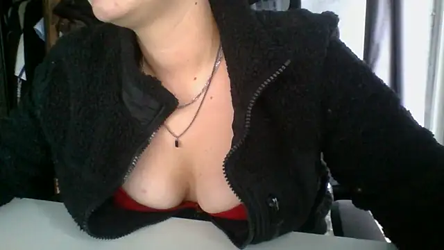 Snapshot of Geileboef28 chatting on 6, 7, 2026 Geileboef28 online show from 6, 7, 2026