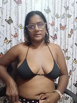 indianstrawberrylips4u online show from 14, 5, 2026