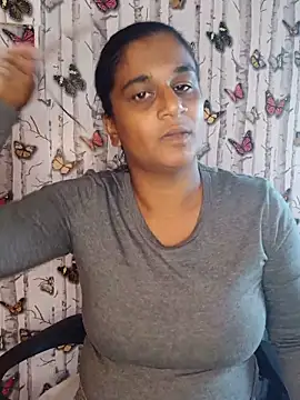 indianstrawberrylips4u online show from 19, 5, 2026