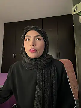 Snapshot of Darsha_Khemu chatting on 2, 7, 2026 Darsha Khemu online show from 2, 7, 2026