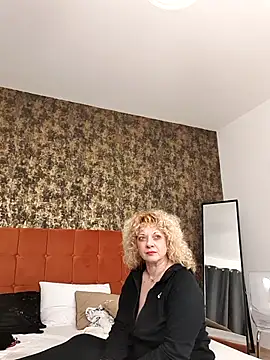 LaireeFelini online show from 21, 2, 2026