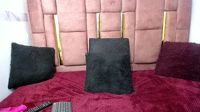 SKARLET KOVA online show from 16, 4, 2026