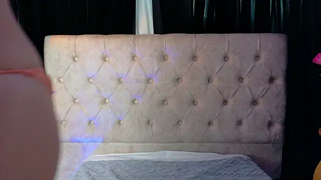 AmyKiss  online show from 4, 3, 2026