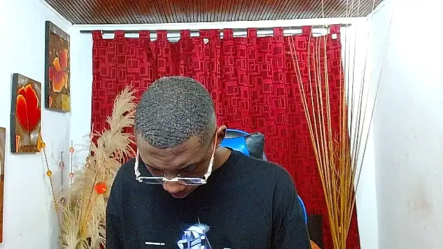 Snapshot of milo018 chatting on 17, 2, 2026 milo018 online show from 17, 2, 2026