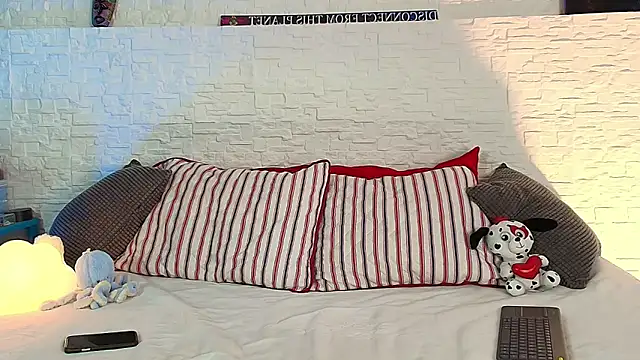 Eliassalvatore  online show from 21, 4, 2026