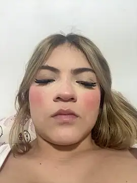 Snapshot of meggan___ chatting on 21, 2, 2026 meggan online show from 21, 2, 2026