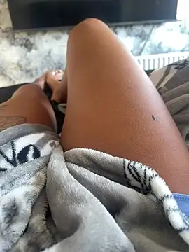 Snapshot of Destinylovex chatting on 4, 7, 2026 Destinylovex online show from 4, 7, 2026
