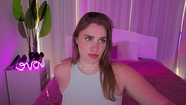Milana Monroe online show from 30, 6, 2026