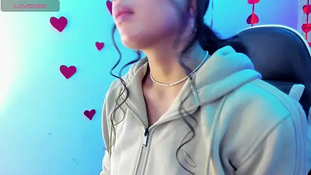 Snapshot of angell_cooper8 chatting on 19, 2, 2026 angell cooper8 online show from 19, 2, 2026