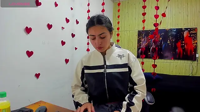 Snapshot of angell_cooper8 chatting on 23, 2, 2026 angell cooper8 online show from 23, 2, 2026