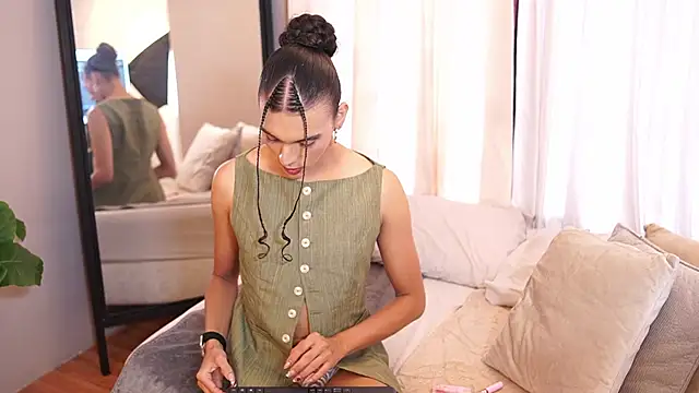 Luxa Velvet online show from 1, 4, 2026