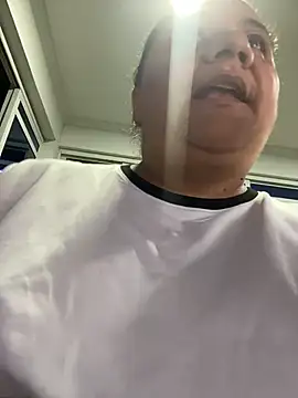 Melanny69x online show from 13, 7, 2026