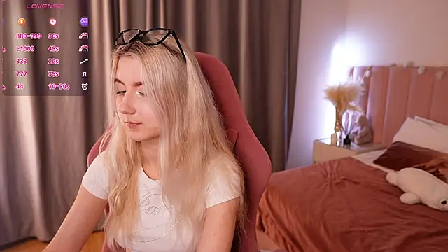 Aiko Takana online show from 23, 2, 2026