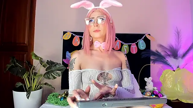 AnnaDenver online show from 7, 4, 2026