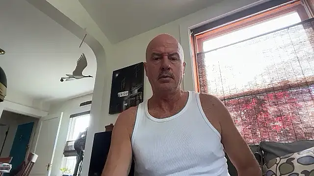 Snapshot of Guy__Grey chatting on 2, 6, 2026 Guy Grey online show from 2, 6, 2026