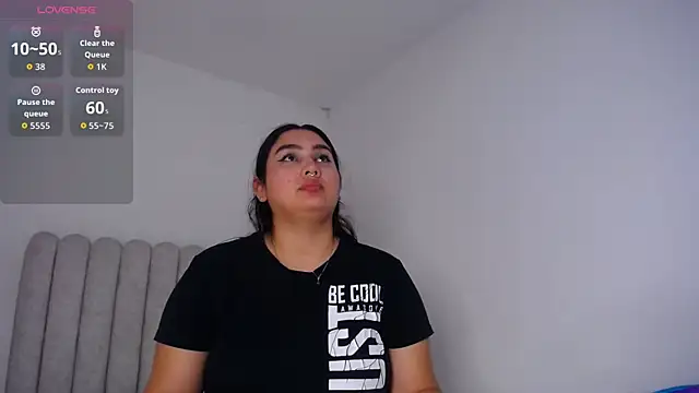 MiaFoox   online show from 18, 3, 2026