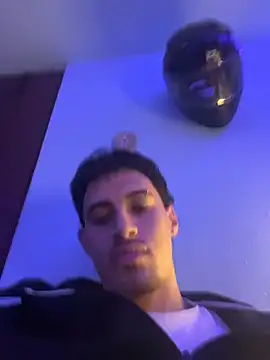 TOMAS CONOR online show from 11, 4, 2026