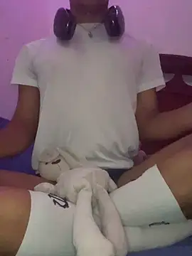 Snapshot of VixHot15 chatting on 19, 2, 2026 VixHot15 online show from 19, 2, 2026