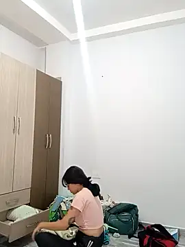 sara cute so online show from 3, 5, 2026