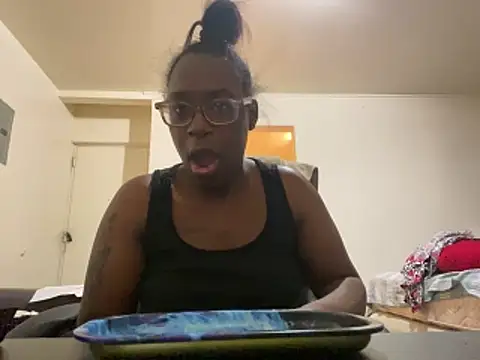 Snapshot of Sinfulwaterfalls chatting on 4, 6, 2026 Sinfulwaterfalls online show from 4, 6, 2026