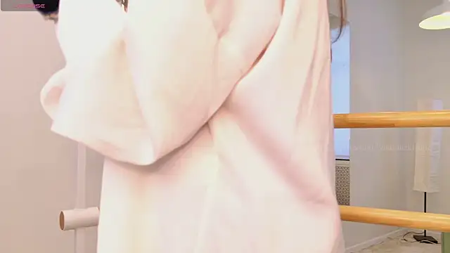 Scarlet Muse  online show from 29, 3, 2026