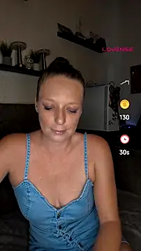 Snapshot of ZaramourXMrX chatting on 6, 7, 2026 ZaramourXMrX online show from 6, 7, 2026