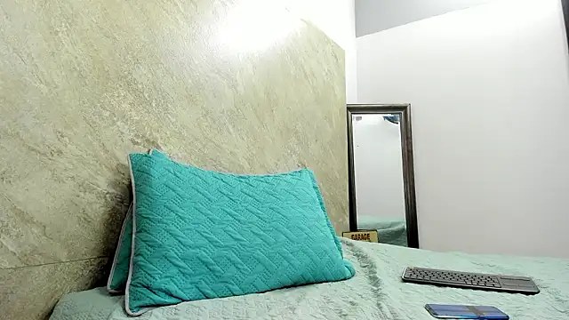 Mick-lollipop online show from 4, 3, 2026