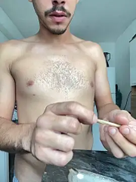 Snapshot of Exclusiveboy69 chatting on 7, 4, 2026 Exclusiveboy69 online show from 7, 4, 2026