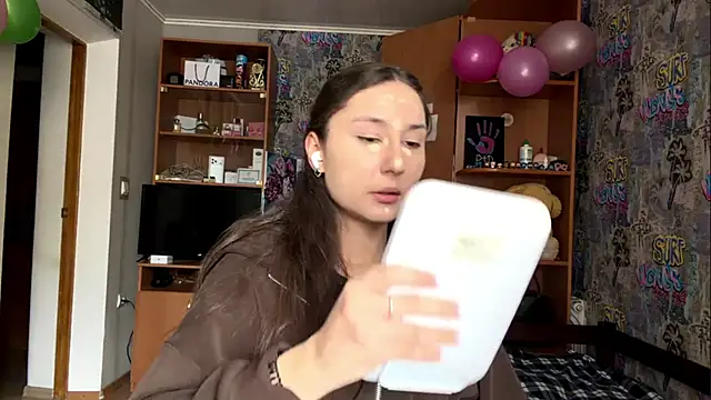 poly princess online show from 26, 2, 2026