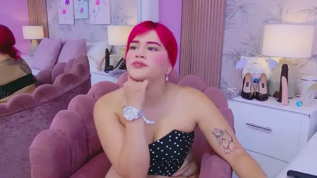 CherryTayloor online show from 15, 4, 2026