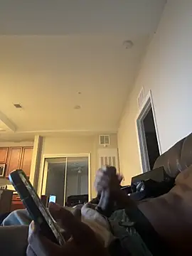 Snapshot of kiddzz chatting on 19, 12, 2025 kiddzz online show from 19, 12, 2025