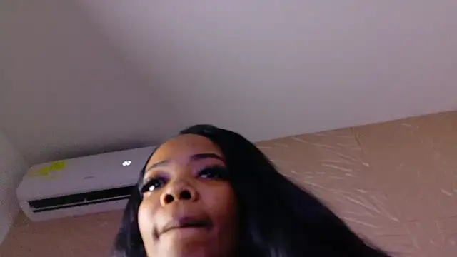 Snapshot of nina_bae chatting on 3, 7, 2026 nina bae online show from 3, 7, 2026