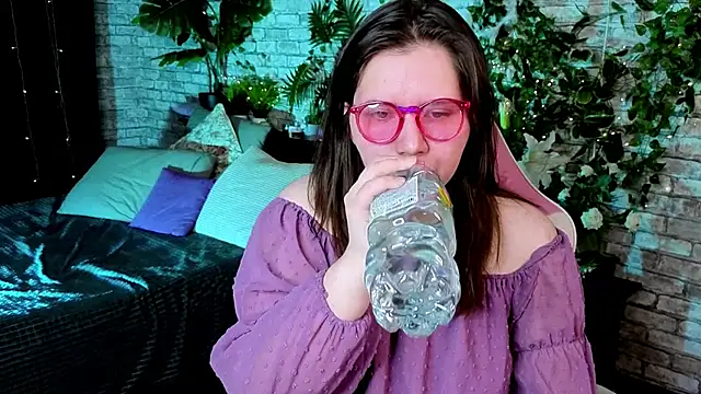 Penny  Love online show from 12, 3, 2026