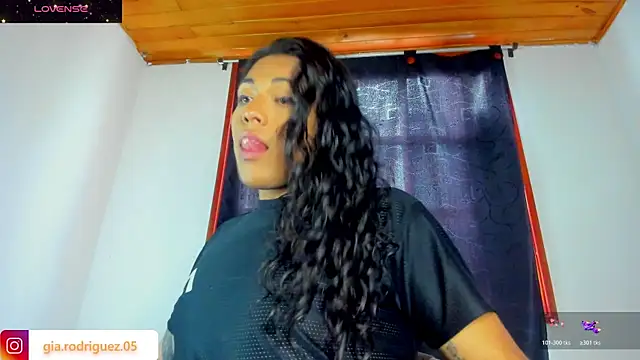 Jess Hoffman online show from 6, 3, 2026