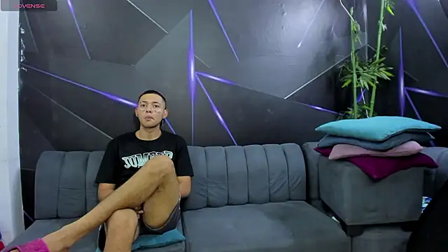 Snapshot of georginacouple_hardsex chatting on 13, 3, 2026 georginacouple hardsex online show from 13, 3, 2026