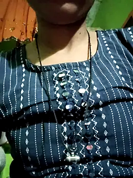 Snapshot of Cute_aroshi chatting on 31, 5, 2026 Cute aroshi online show from 31, 5, 2026