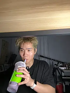 Snapshot of A-Markk chatting on 26, 2, 2026 A-Markk online show from 26, 2, 2026