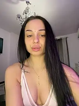 Snapshot of Olivia_Noor chatting on 29, 4, 2026 Olivia Noor online show from 29, 4, 2026
