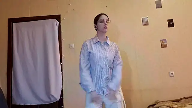 Katelemon online show from 9, 5, 2026