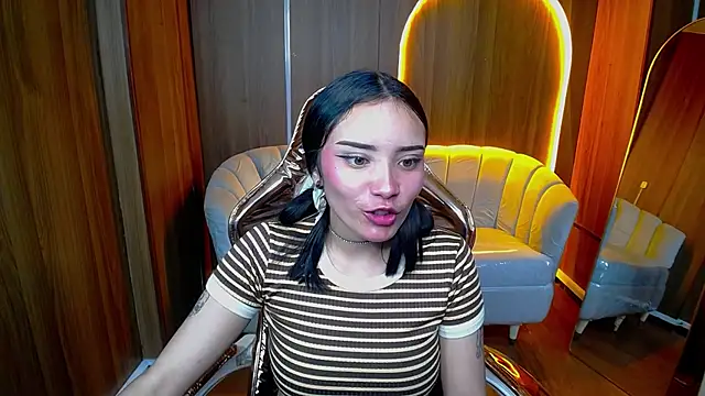 Daphne nicole b online show from 28, 2, 2026