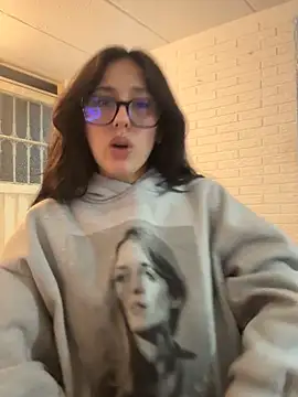 susi chimm online show from 15, 4, 2026