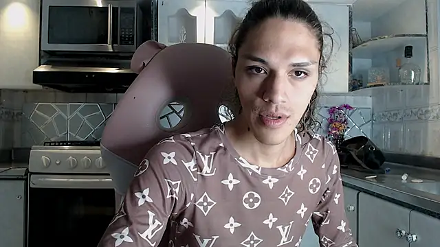 Snapshot of CrisOzzz chatting on 25, 2, 2026 CrisOzzz online show from 25, 2, 2026