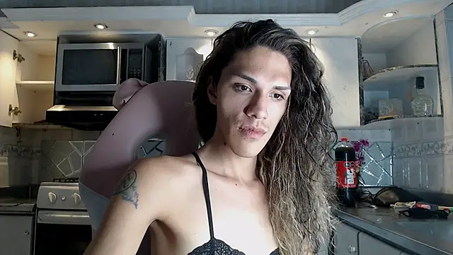 Snapshot of CrisOzzz chatting on 27, 2, 2026 CrisOzzz online show from 27, 2, 2026