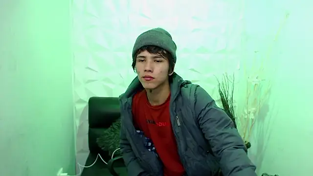 Snapshot of Stich_23 chatting on 28, 4, 2026 Stich 23 online show from 28, 4, 2026