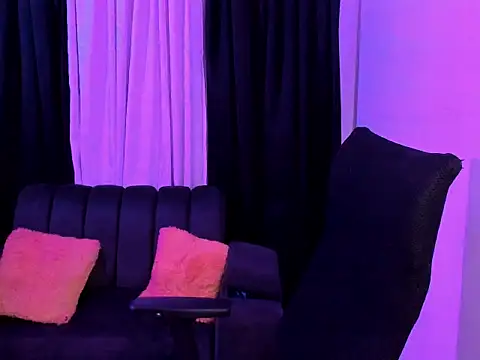 ginebrapurple online show from 18, 4, 2026