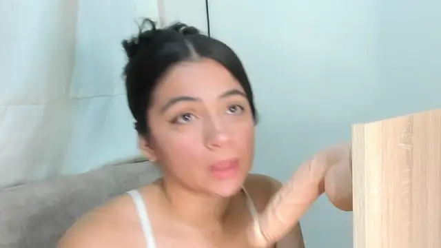 Mariian Zeller online show from 31, 3, 2026