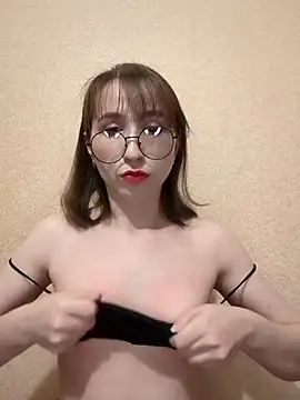 Ella17582 online show from 5, 3, 2026