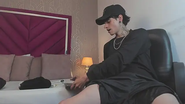 Snapshot of Dominic_Foxx chatting on 25, 2, 2026 Dominic Foxx online show from 25, 2, 2026